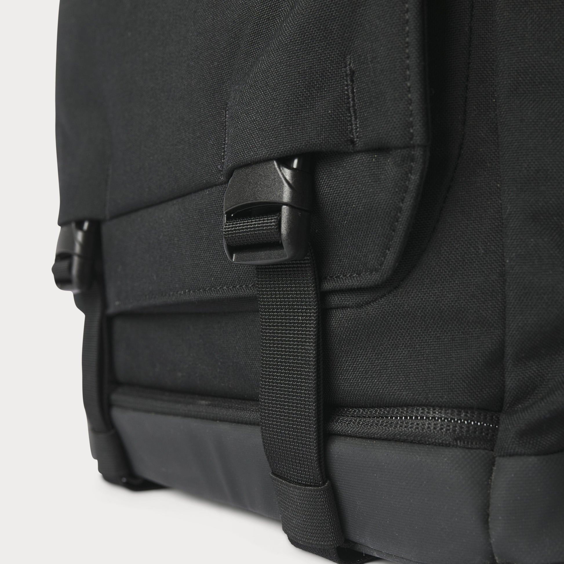 Moment DayChaser 35L Travel Camera Backpack Moment